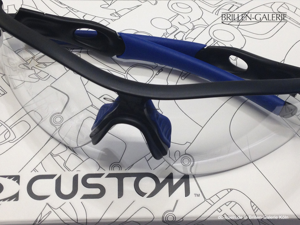 Individuell angepasste Oakley Sportbrille